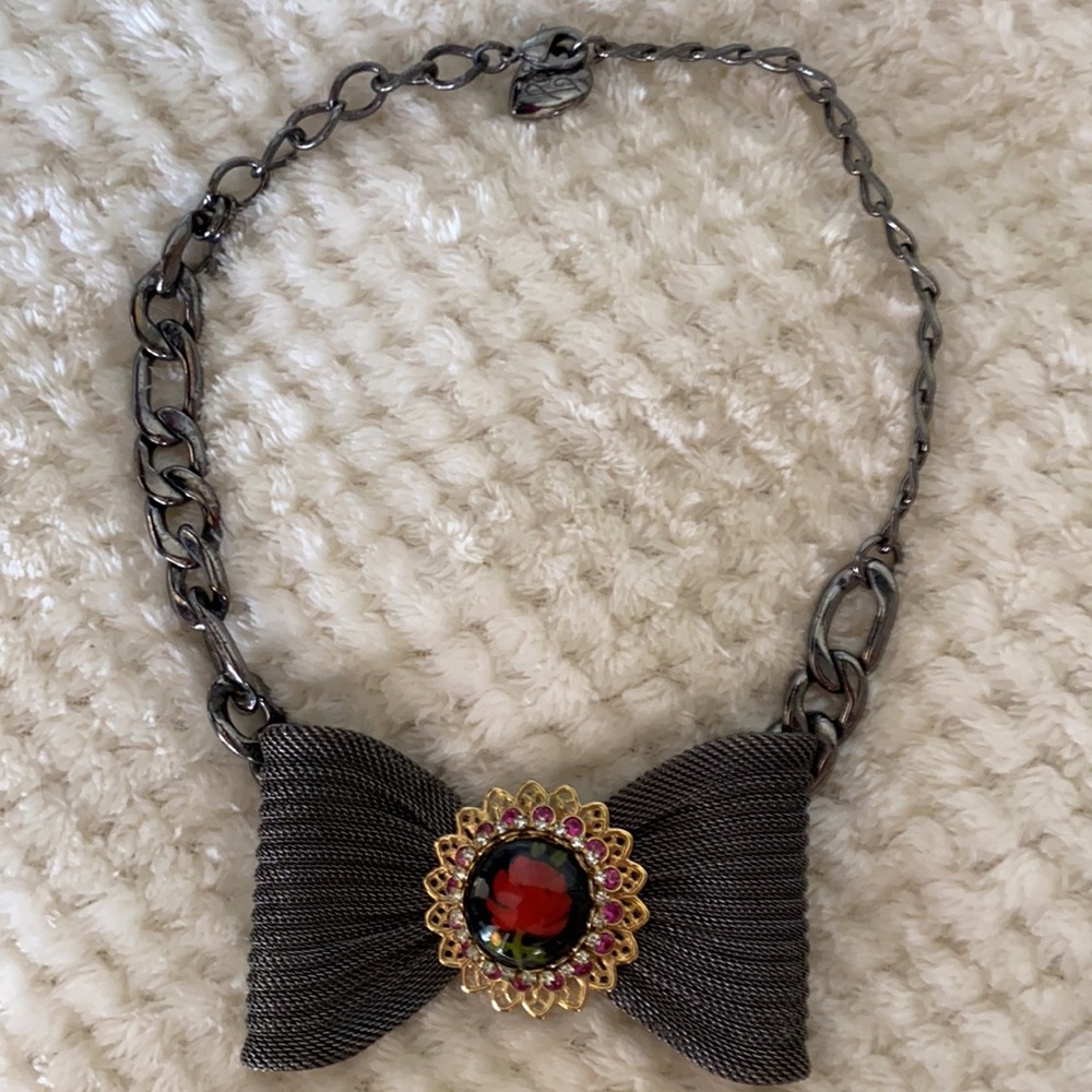 Betsey Johnson Gunmetal Mesh Bow Choker Red Rose